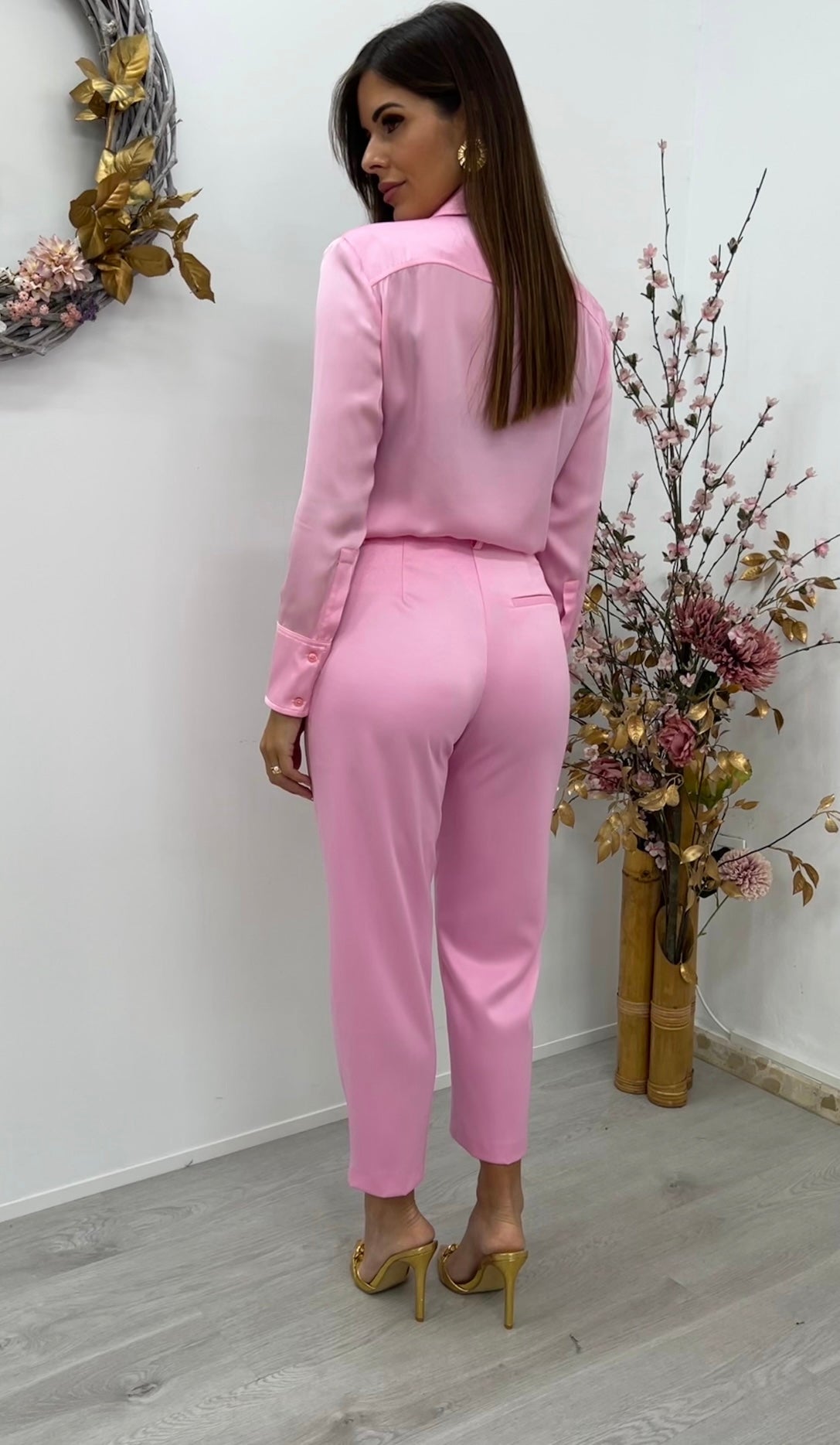 Pantalón Pinzas Satinado Rosa