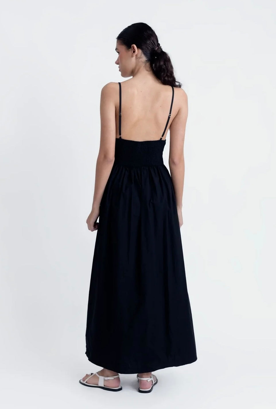 Vestido Midi Bordado