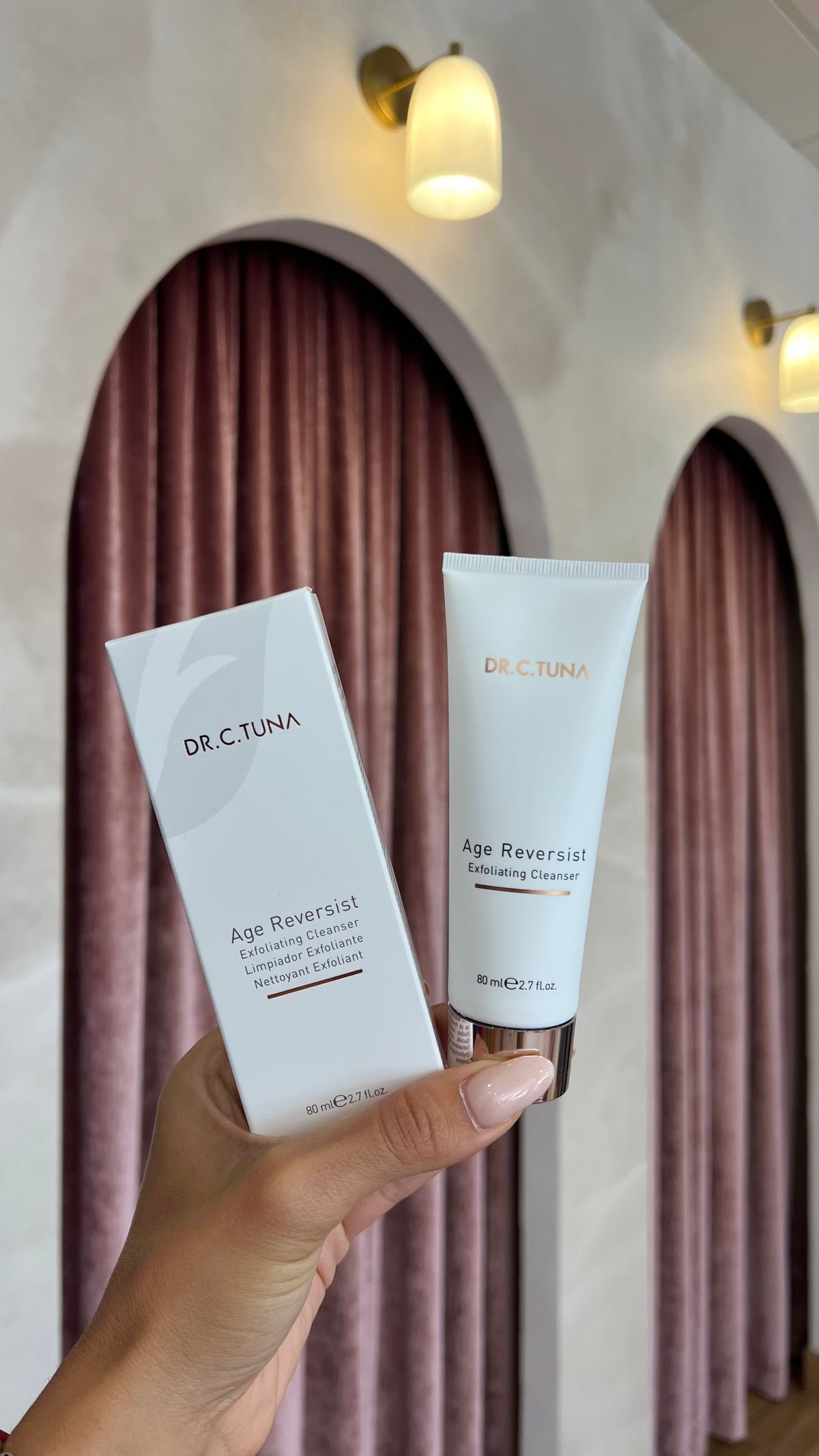 Limpiador Exfoliante Age Reversist-Anti Edad (Línea Dermatológica)