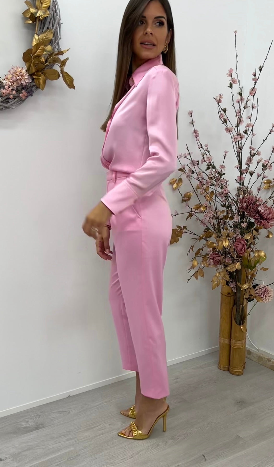 Pantalón Pinzas Satinado Rosa