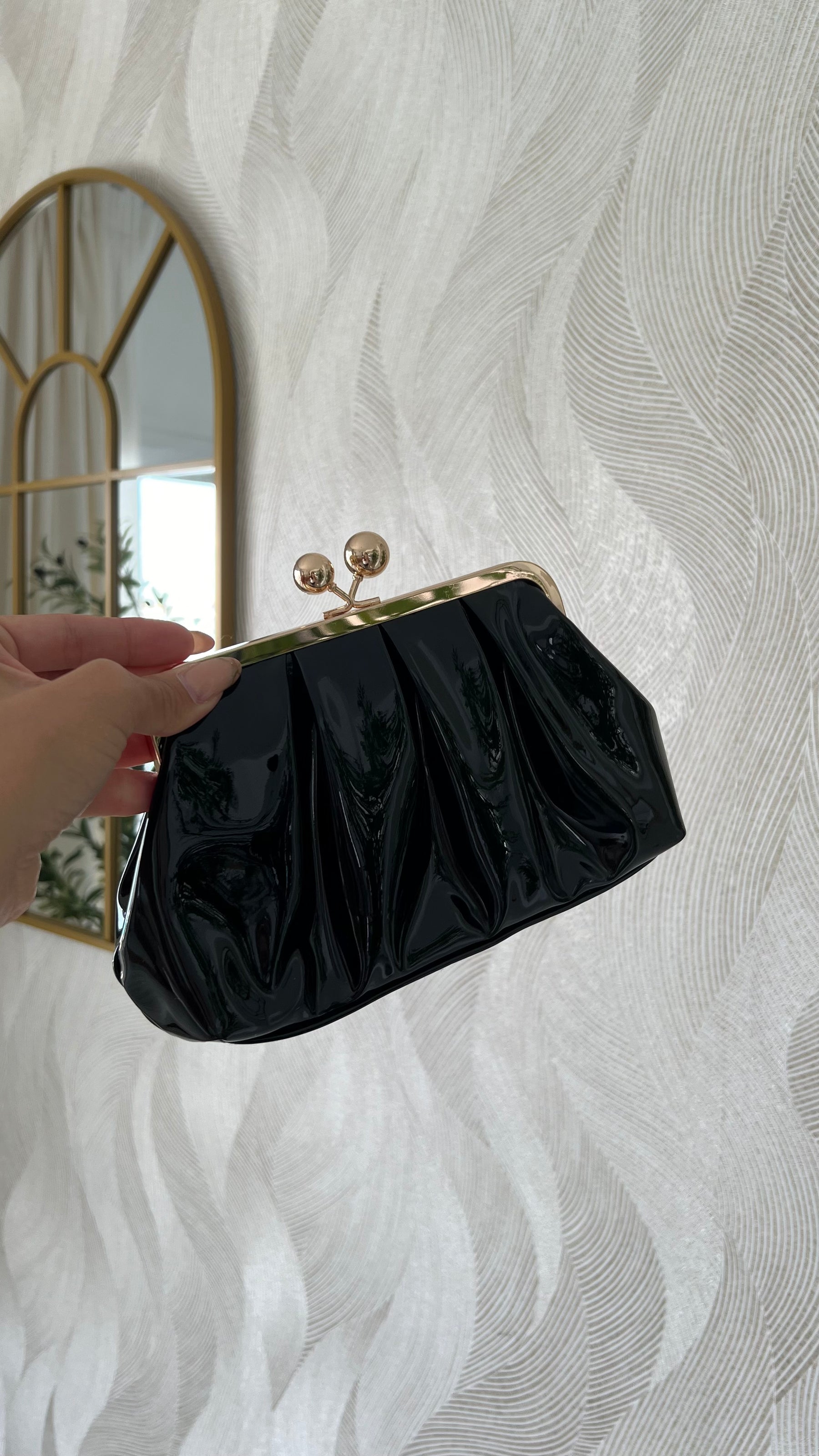 Clutch Negro Efecto Piel