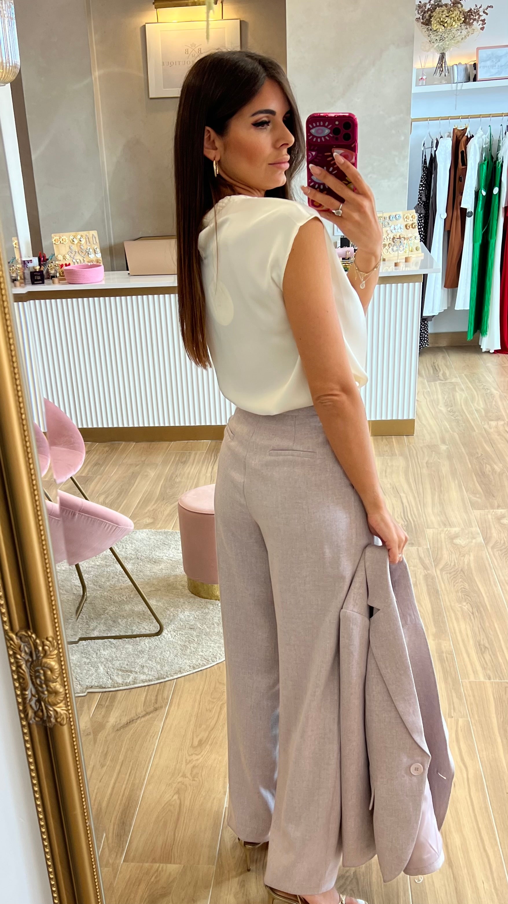 Blusa Satinada Detalle Cuello