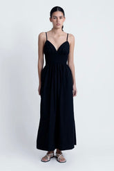 Vestido Midi Bordado