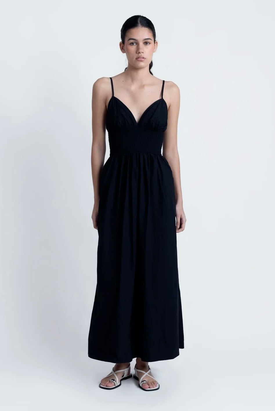 Vestido Midi Bordado