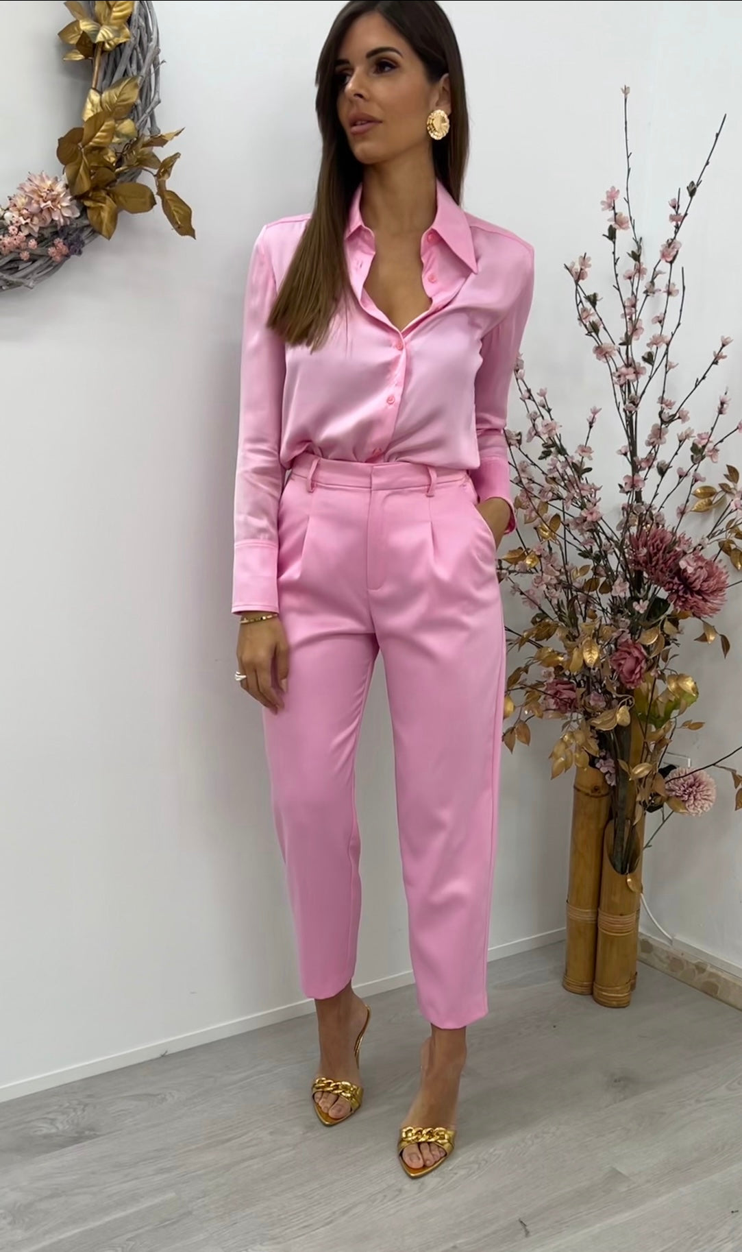 Pantalón Pinzas Satinado Rosa