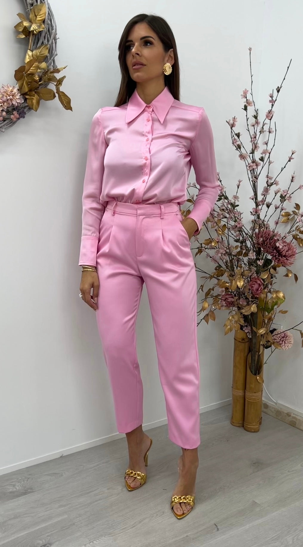 Pantalón Pinzas Satinado Rosa