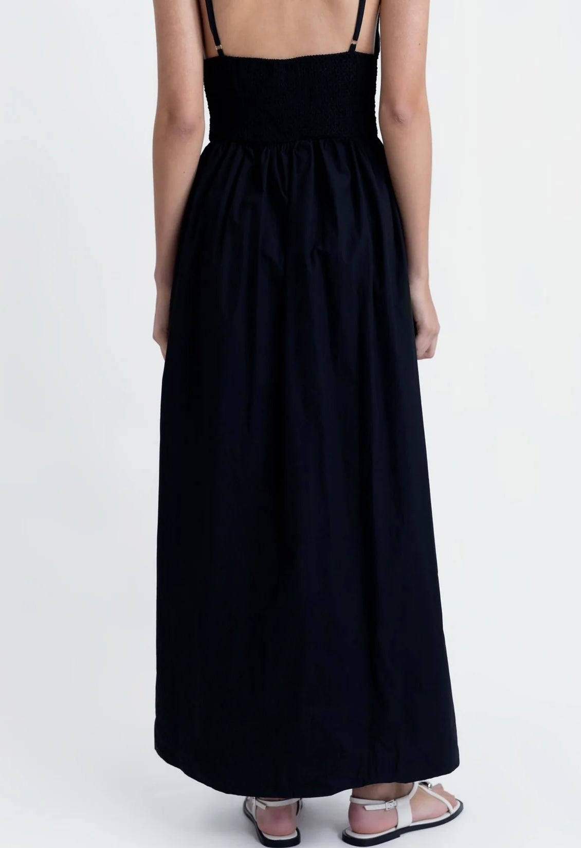 Vestido Midi Bordado