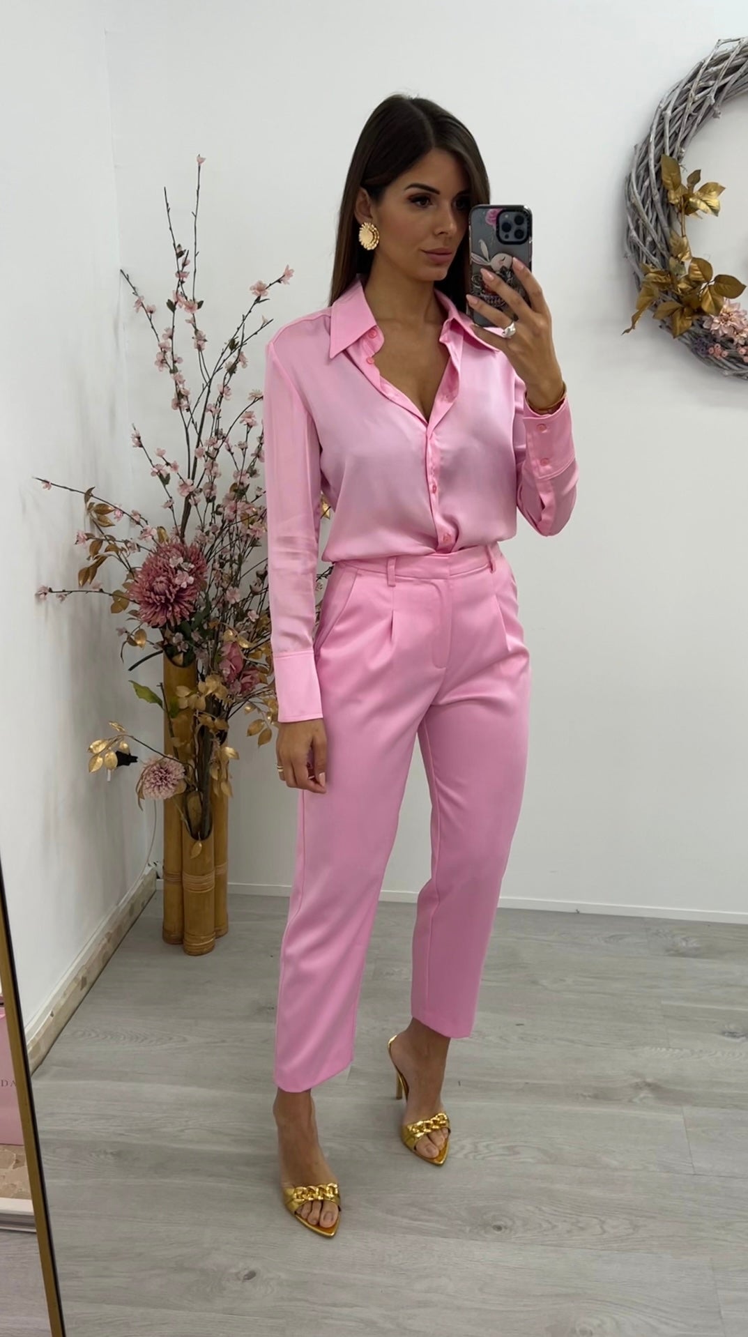 Pantalón Pinzas Satinado Rosa