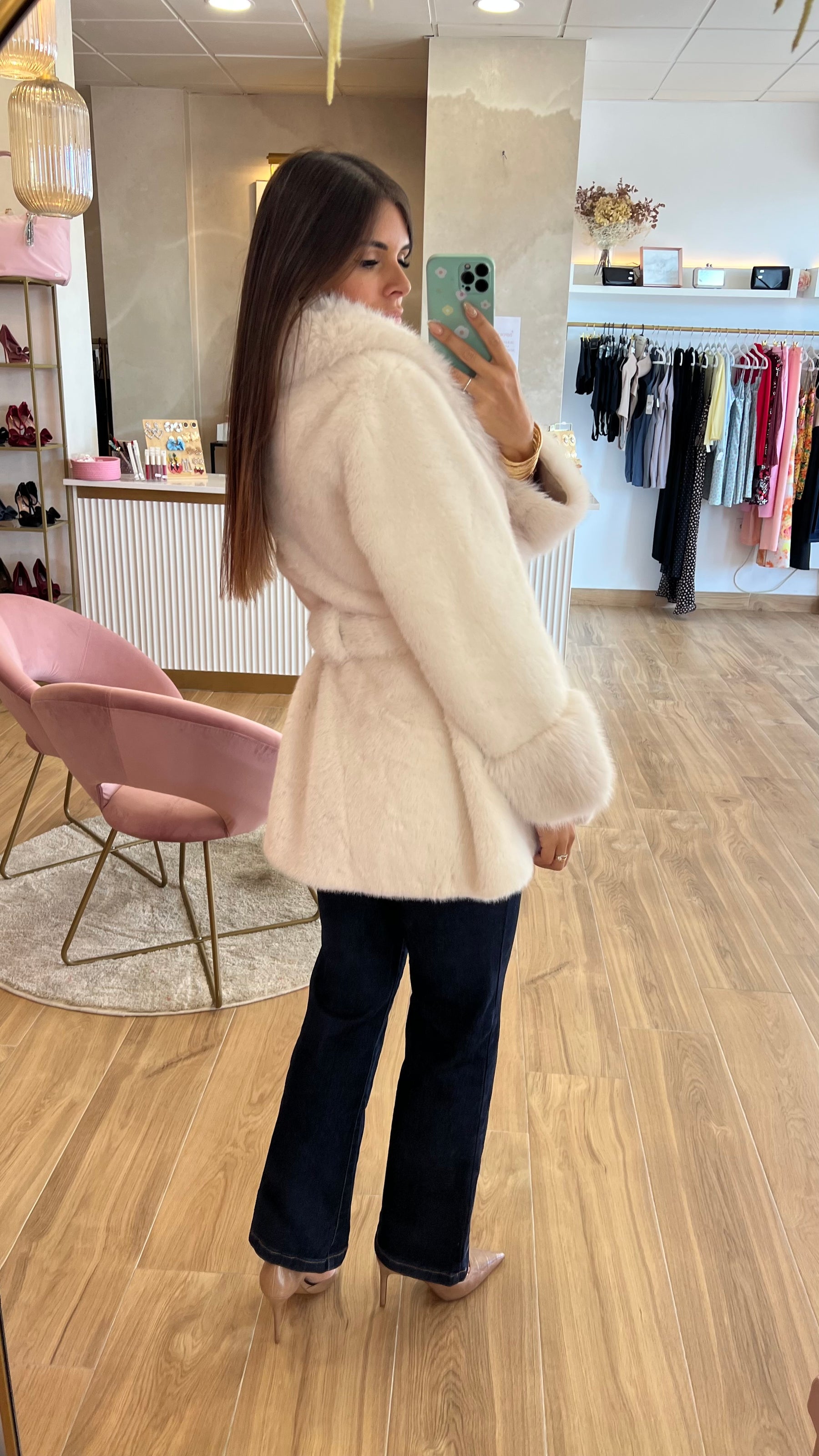 Abrigo Francia Claro