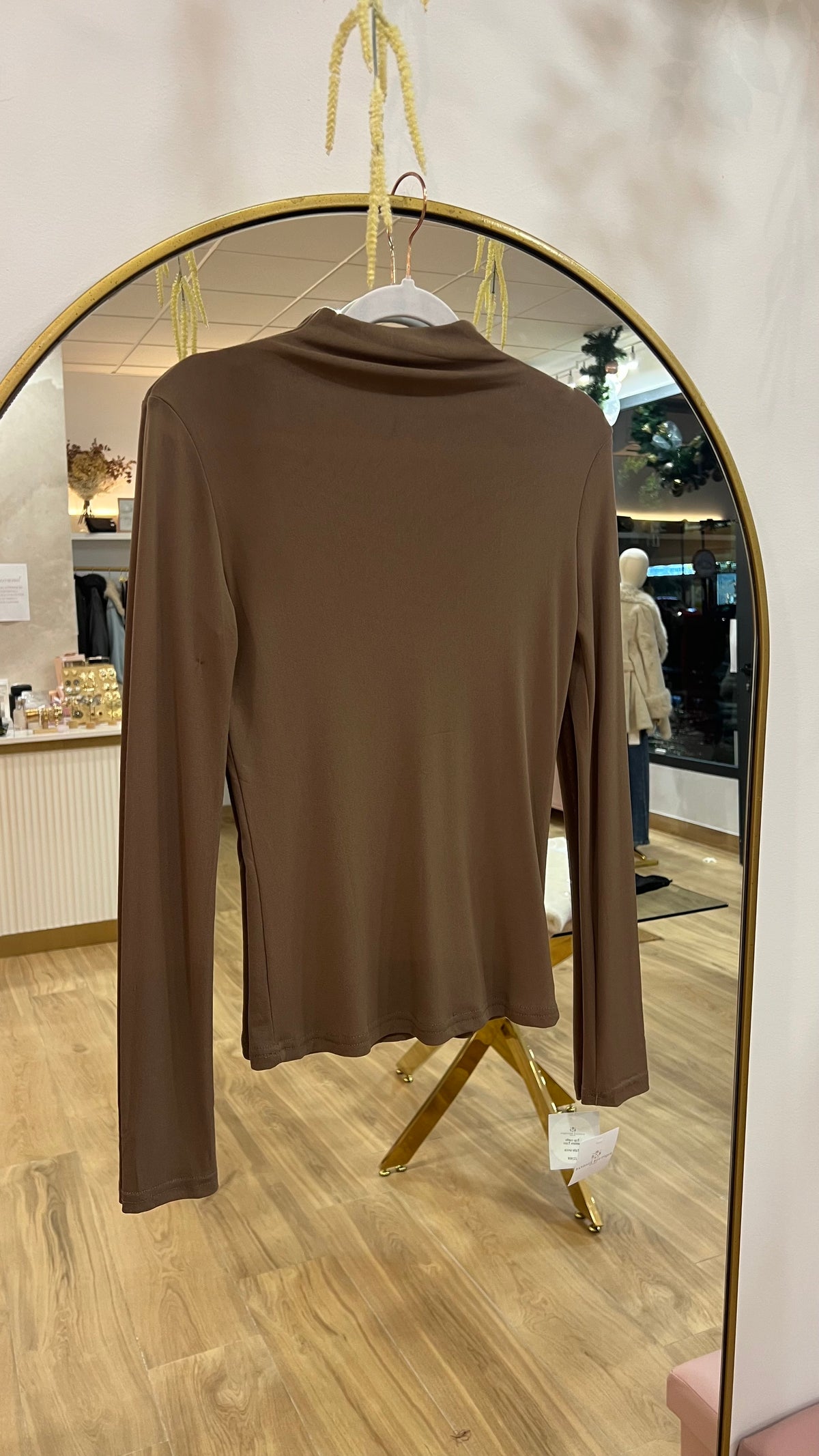 Top Cuello Perkins Topo Oscuro