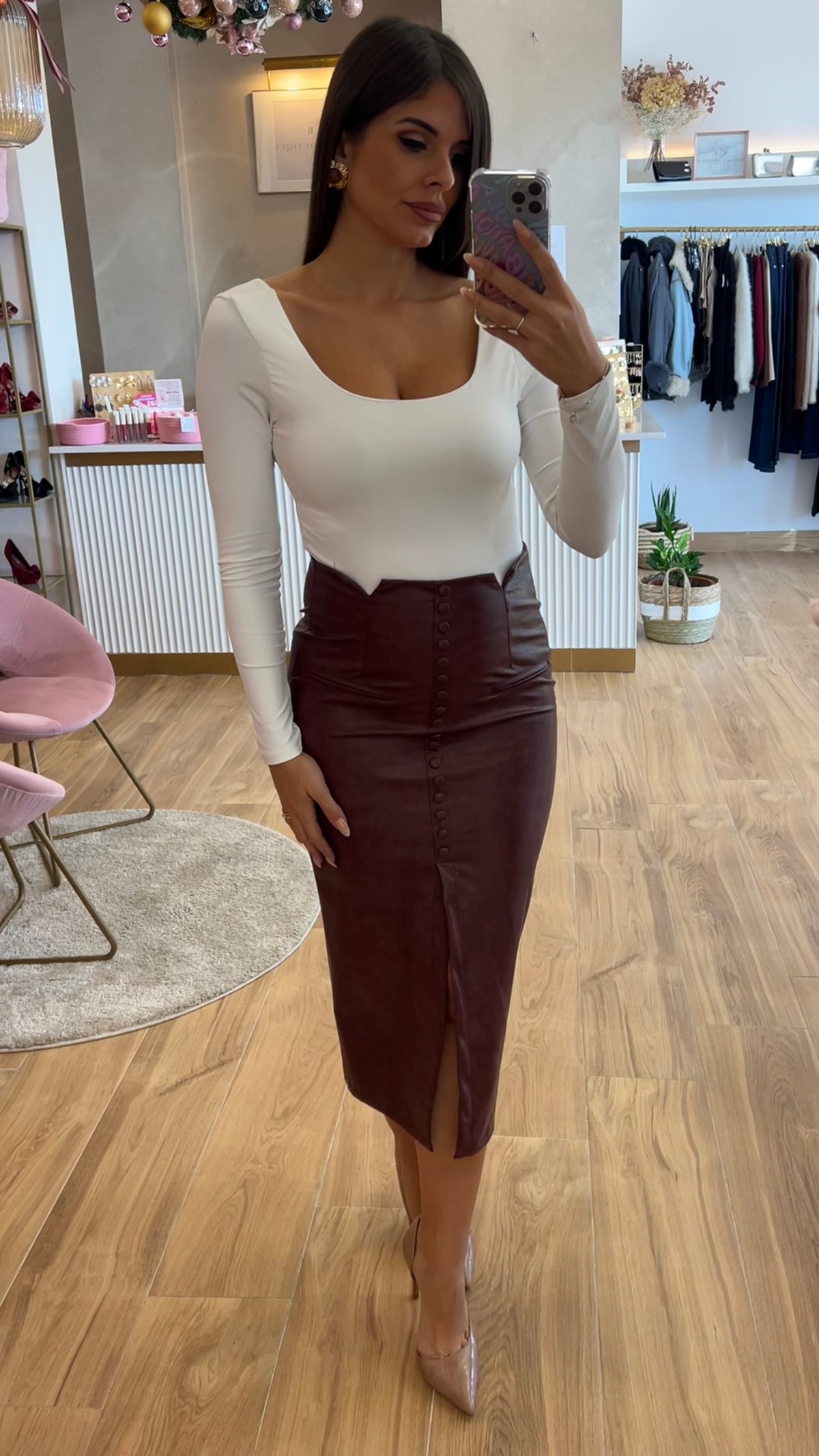 Falda Ecopiel Abotonada Burdeos Matiz Marrón