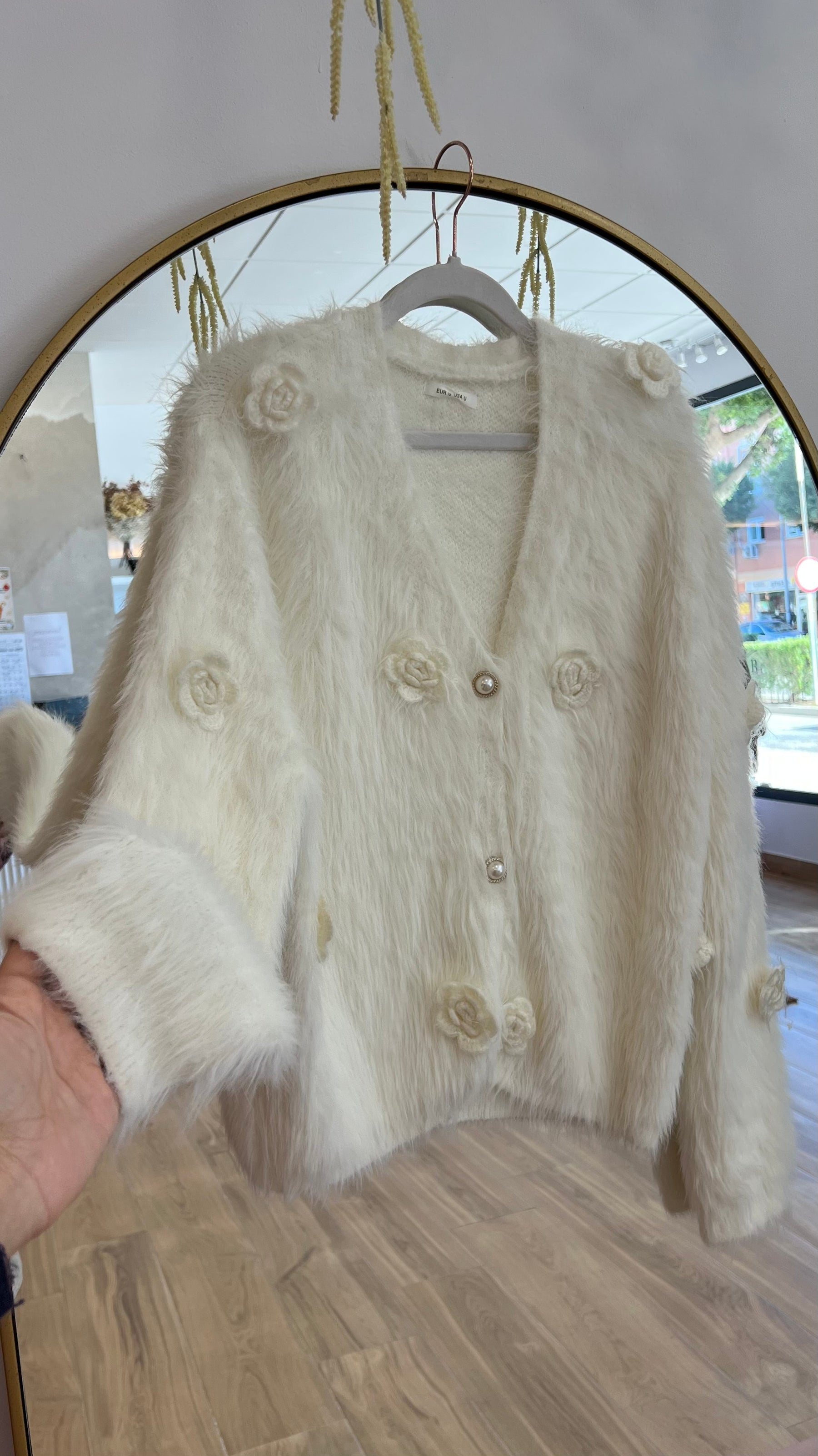 Rebeca Flores Blanca Premium