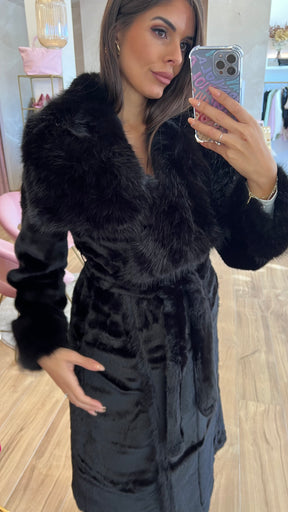 Abrigo Largo Negro Premium