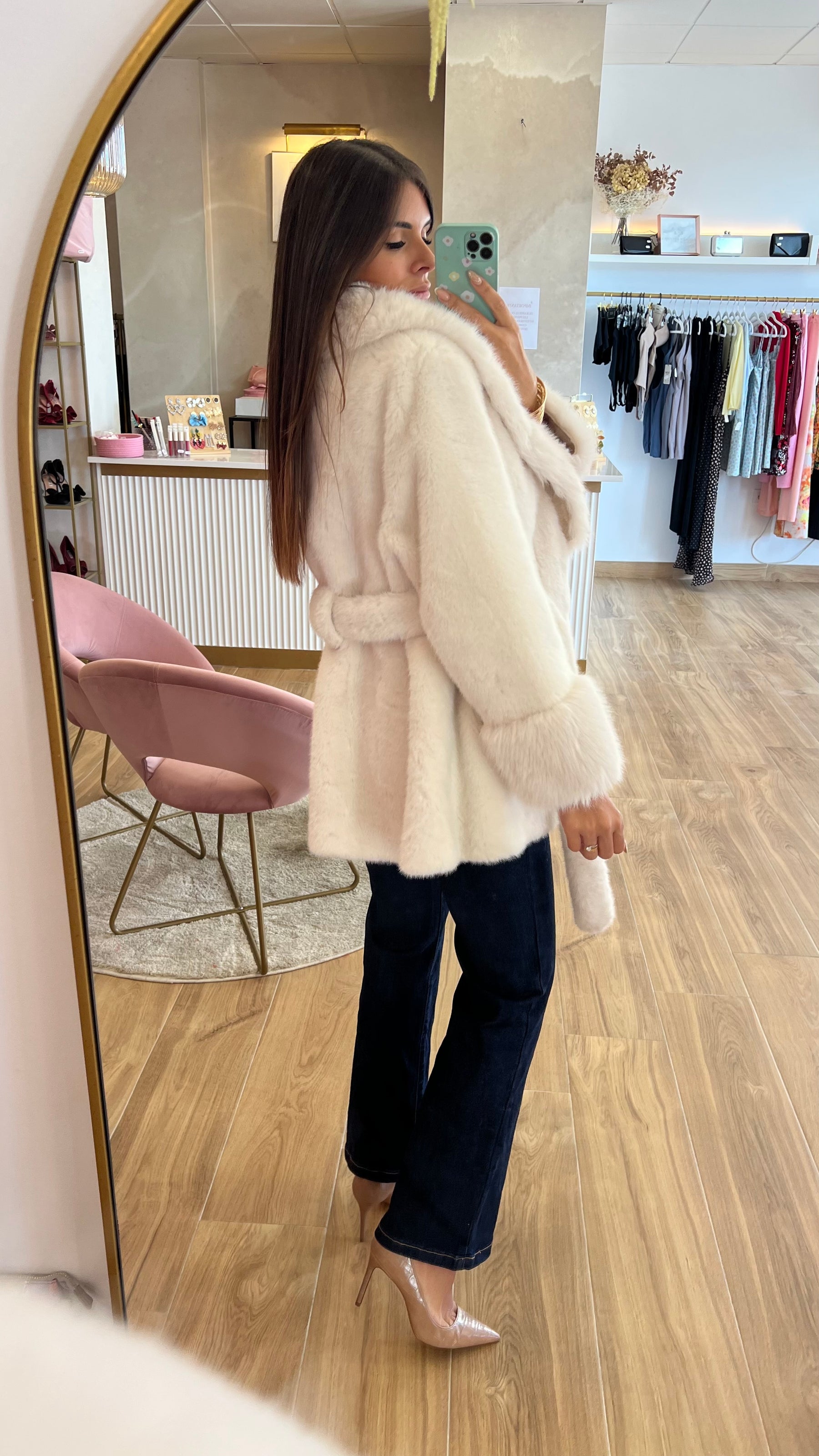 Abrigo Francia Claro