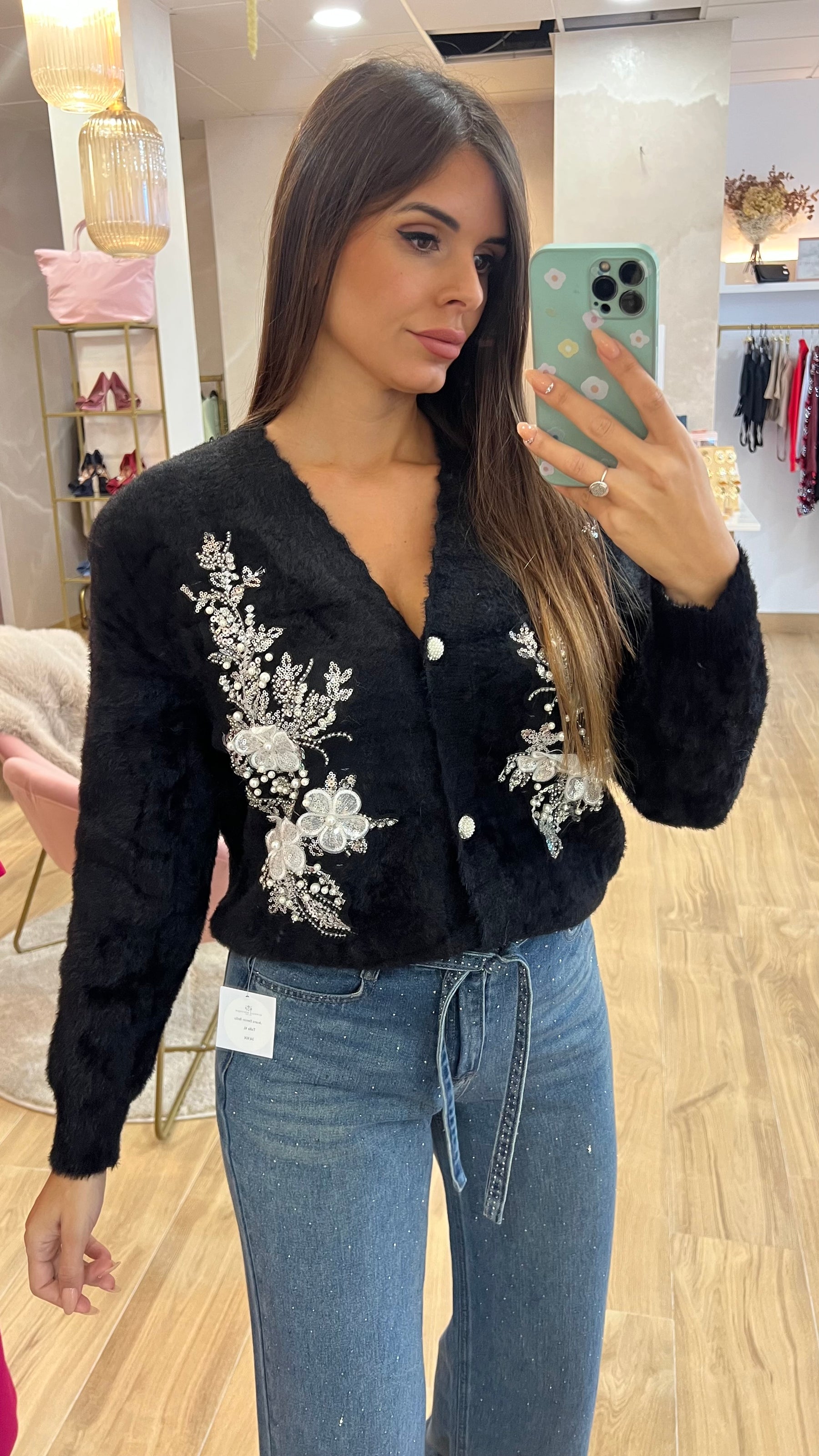 Rebeca Bordado Joya Negra