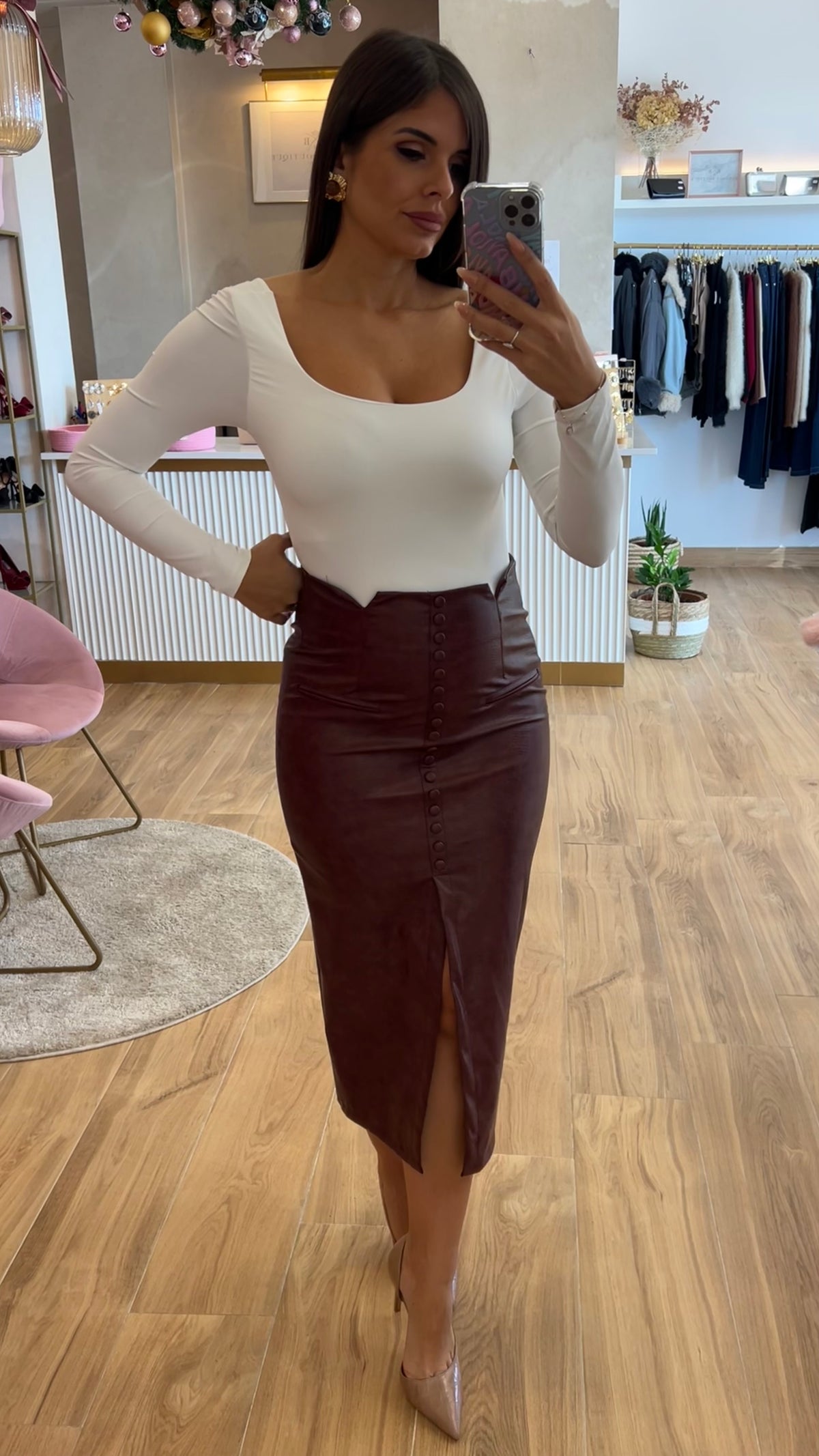 Falda Ecopiel Abotonada Burdeos Matiz Marrón