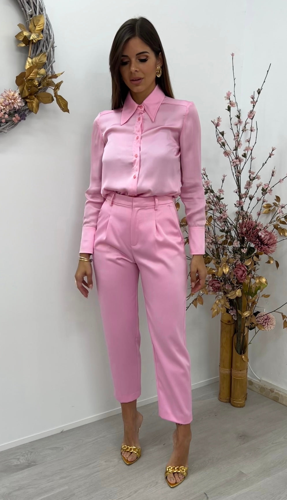 Pantalón Pinzas Satinado Rosa