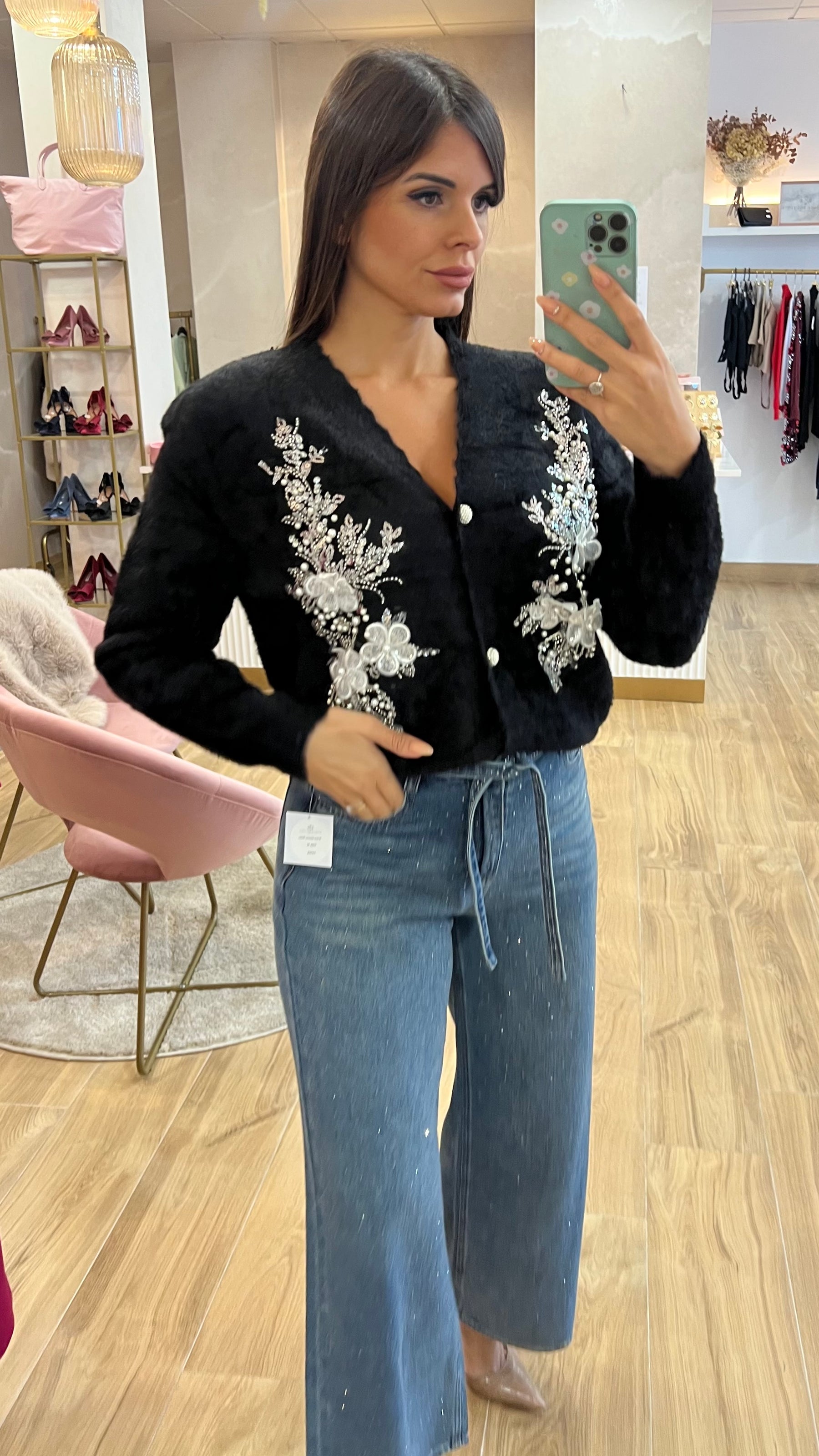 Rebeca Bordado Joya Negra