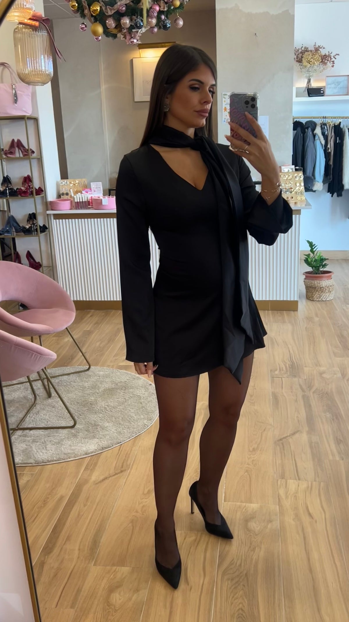 Vestido Fluido Lazada Frontal Negro