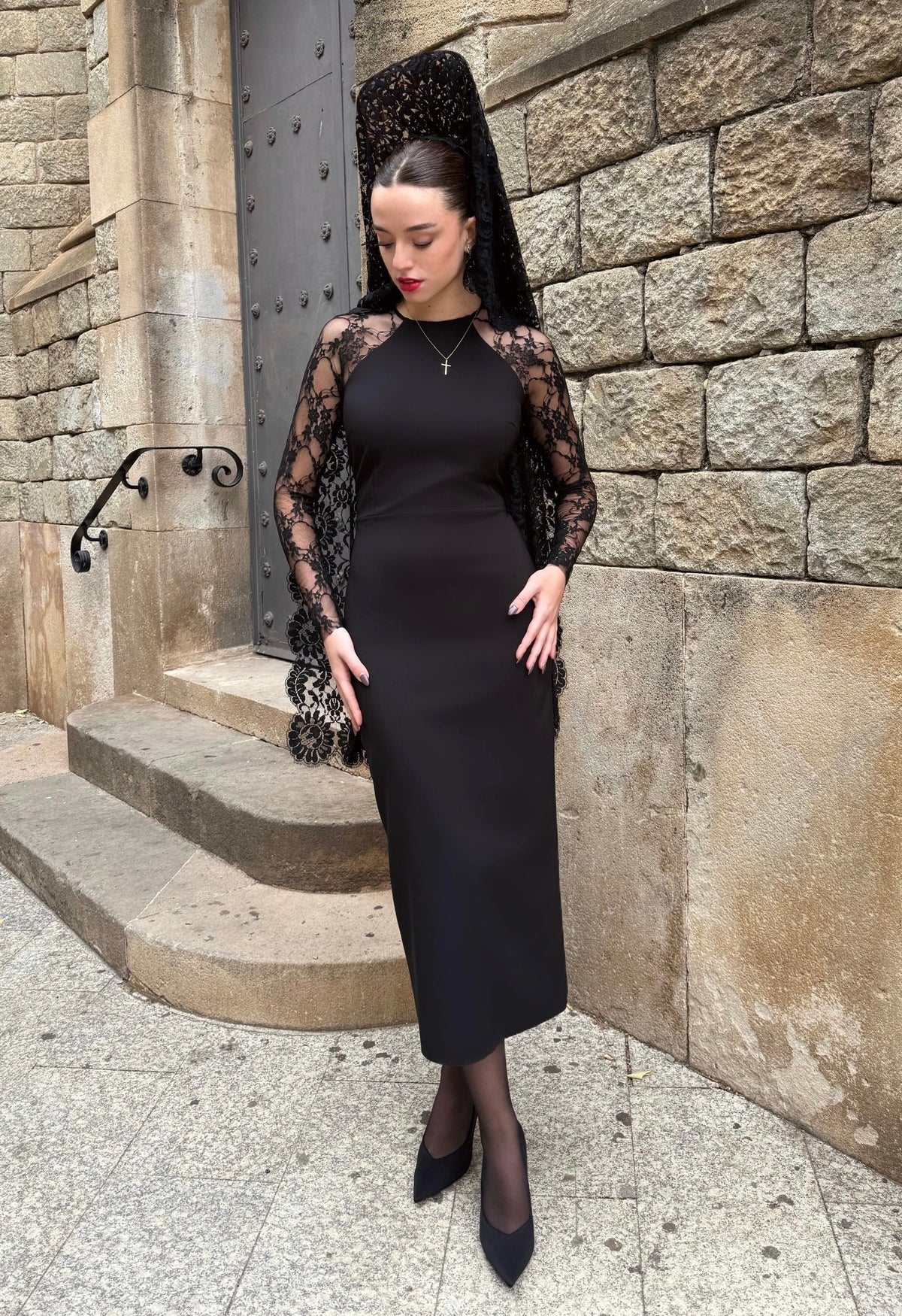 Vestido Regina Negro Mantilla “Made in Spain”