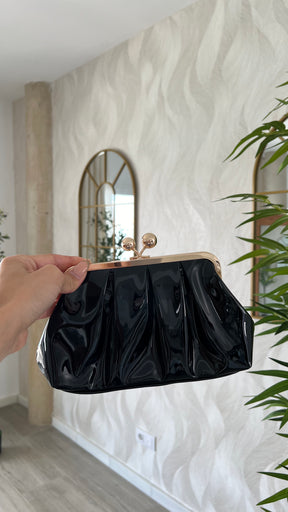 Clutch Negro Efecto Piel