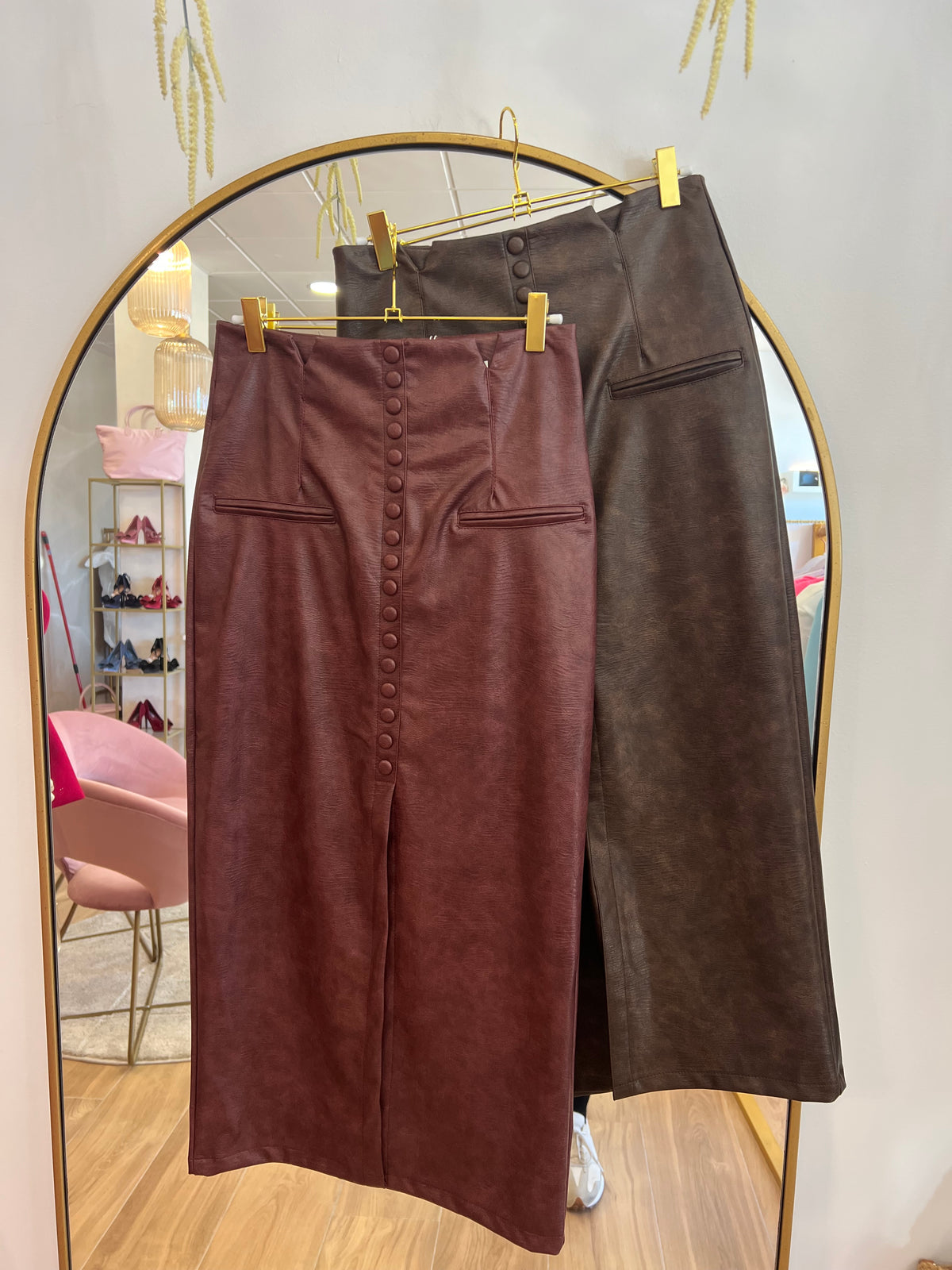 Falda Ecopiel Abotonada Burdeos Matiz Marrón