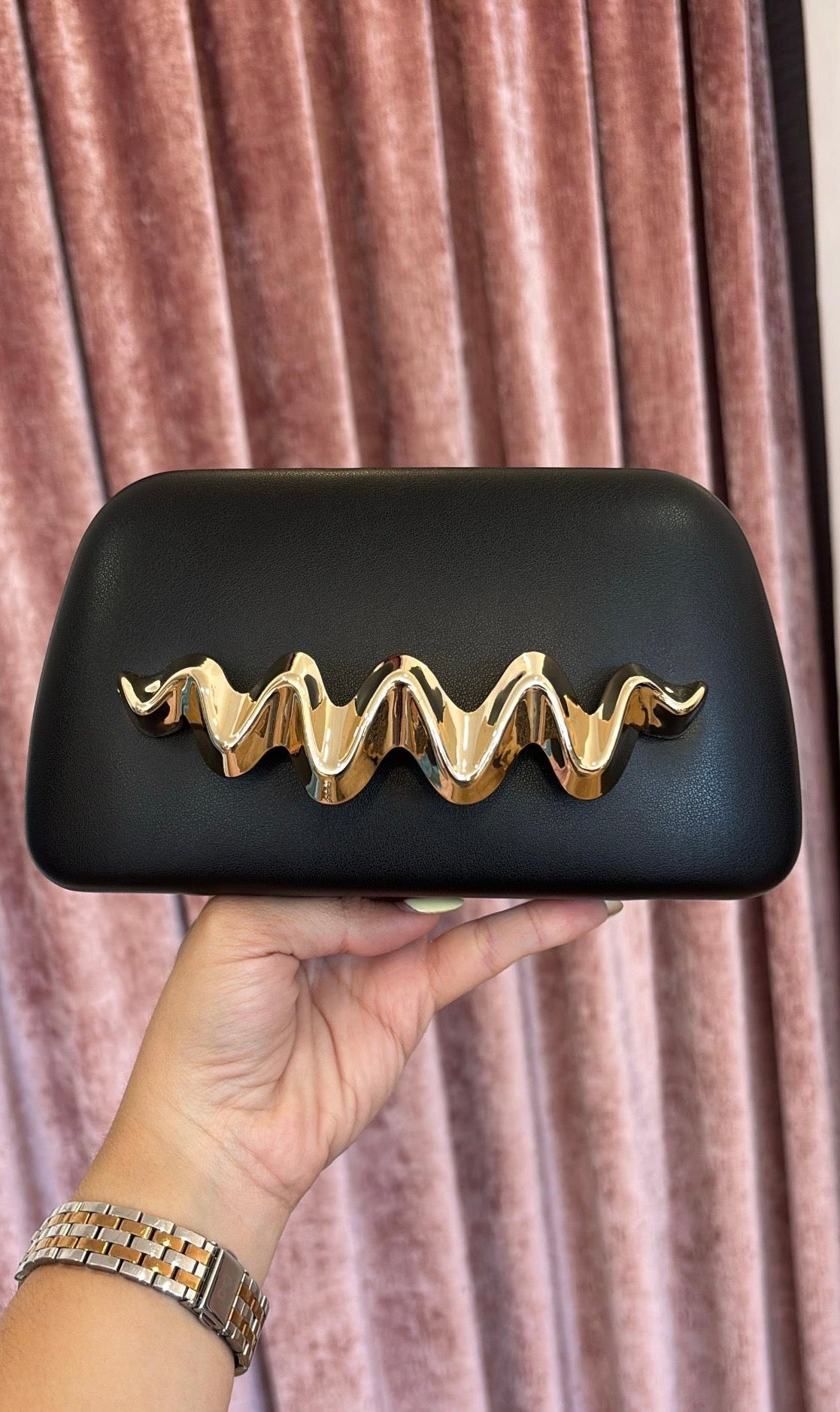 Clutch Negro y Oro