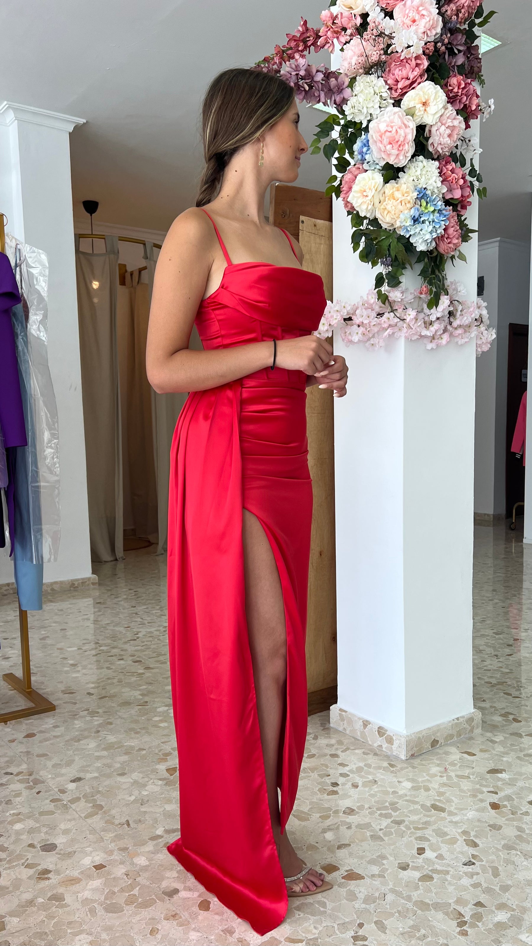 Vestido Satén Alyson Rojo